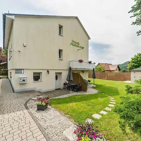 Willa Aleksandra - Apartamenty เมียนจีบรอเจีย จีเวียซกิแย ภายนอก รูปภาพ