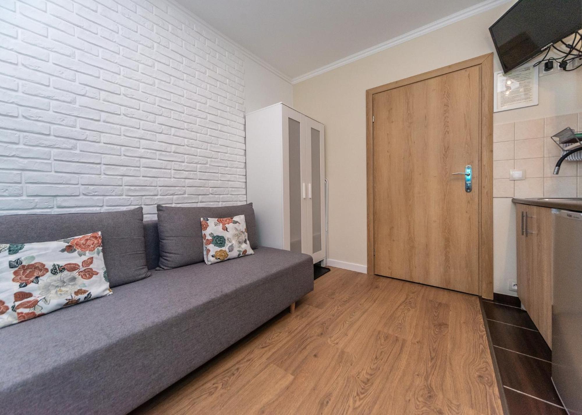 Willa Aleksandra - Apartamenty เมียนจีบรอเจีย จีเวียซกิแย ภายนอก รูปภาพ