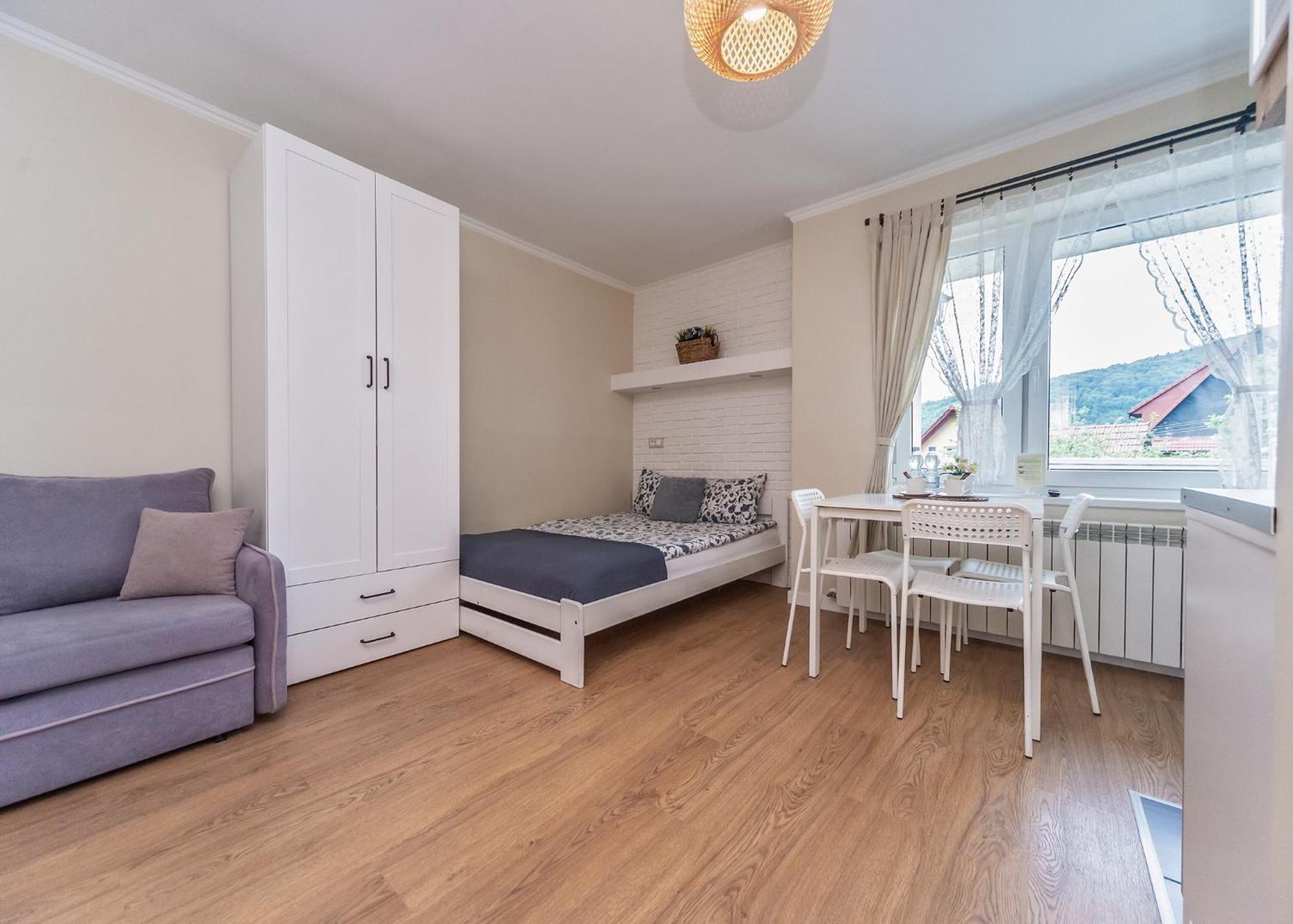 Willa Aleksandra - Apartamenty เมียนจีบรอเจีย จีเวียซกิแย ภายนอก รูปภาพ