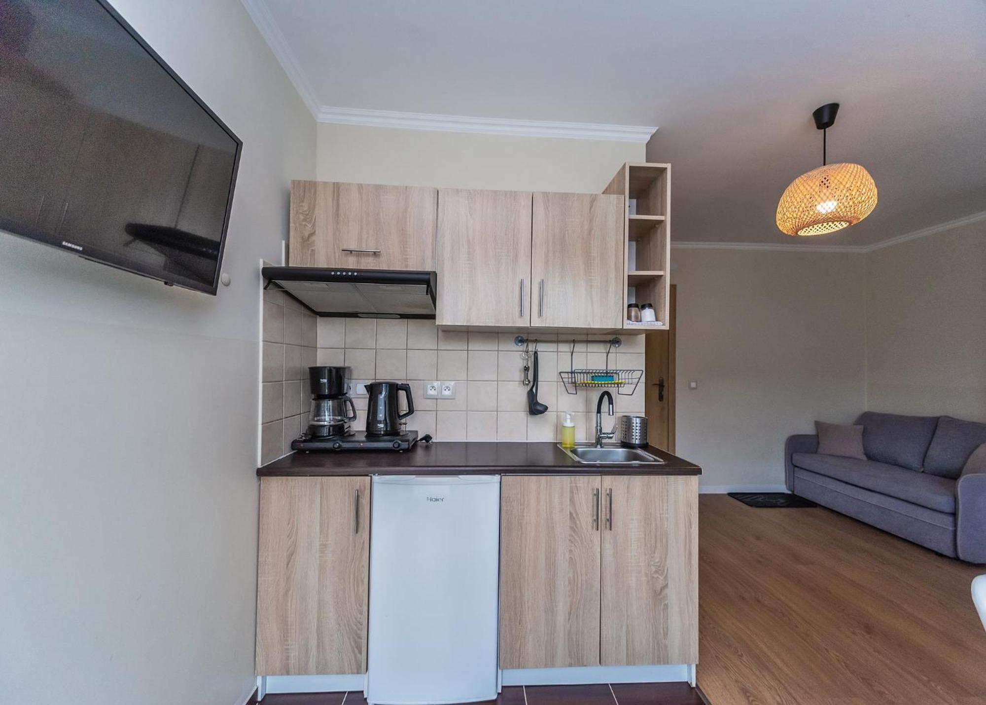 Willa Aleksandra - Apartamenty เมียนจีบรอเจีย จีเวียซกิแย ภายนอก รูปภาพ