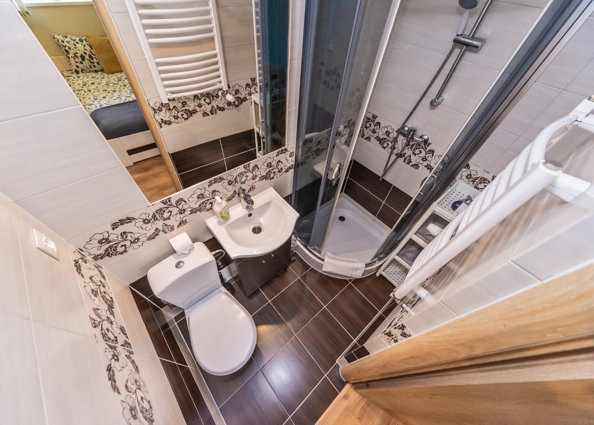Willa Aleksandra - Apartamenty เมียนจีบรอเจีย จีเวียซกิแย ภายนอก รูปภาพ