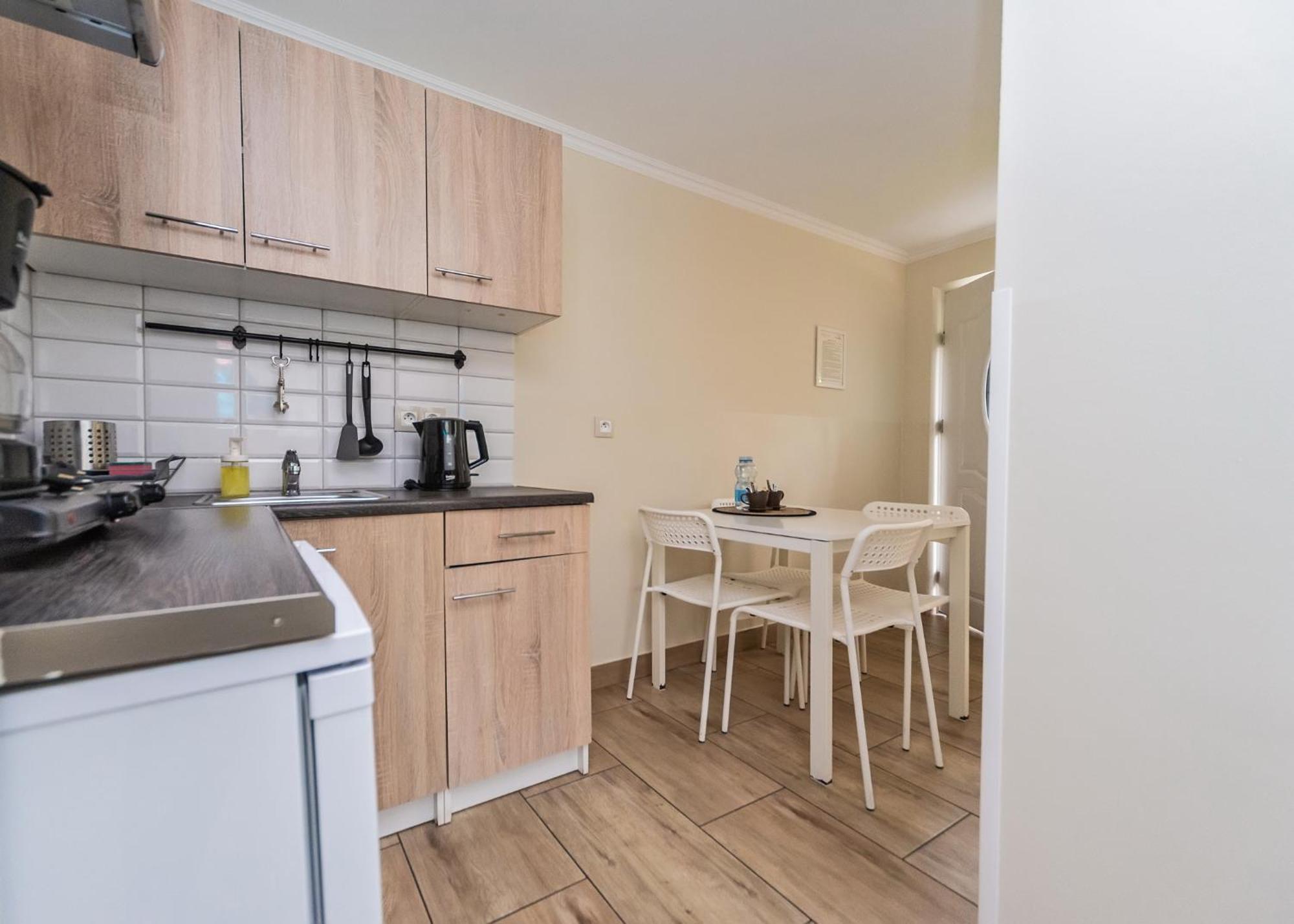 Willa Aleksandra - Apartamenty เมียนจีบรอเจีย จีเวียซกิแย ภายนอก รูปภาพ